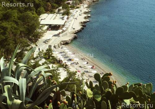 Amphitryon Hotel 